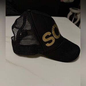 Eskyflavor Women’s Trucker Hat Snapback Adjustable Breathable Mesh Back Cap Hat